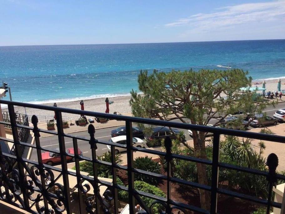 Victoria Bilocale Centro Citta E Vista Mare Menton Exterior foto